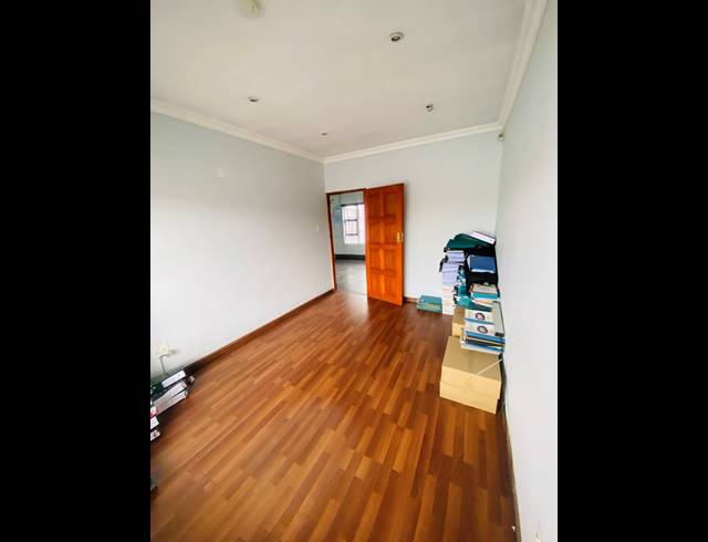 638M² BUSINESS FOR SALE IN NEW REDRUTH